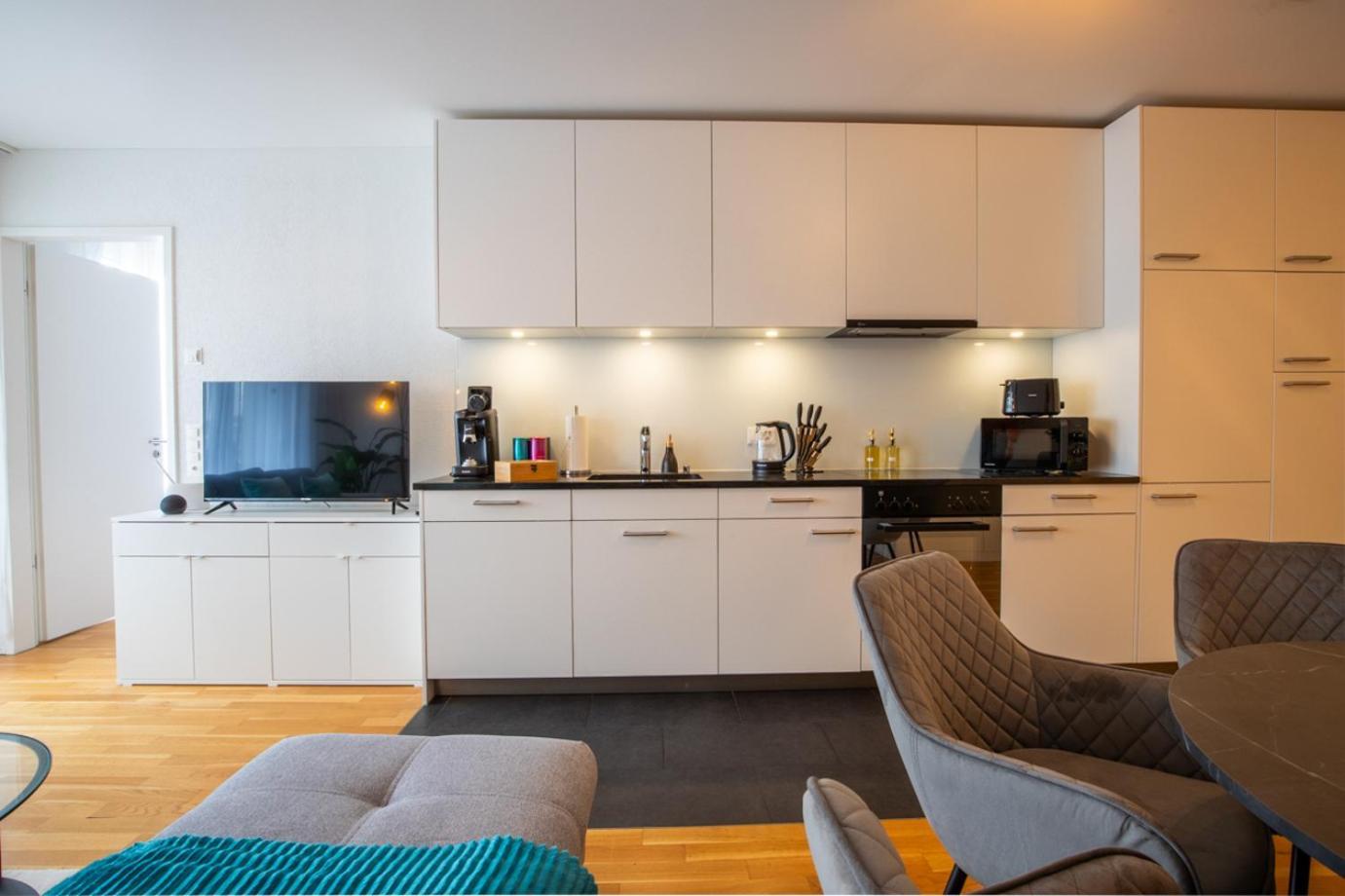 Special Einstein II Apartment Basel, Messe Kleinbasel 10-Star Exteriör bild