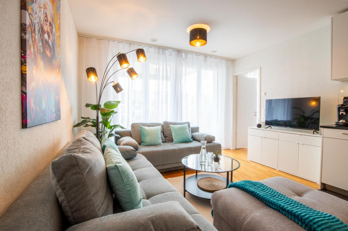 Special Einstein II Apartment Basel, Messe Kleinbasel 10-Star Exteriör bild