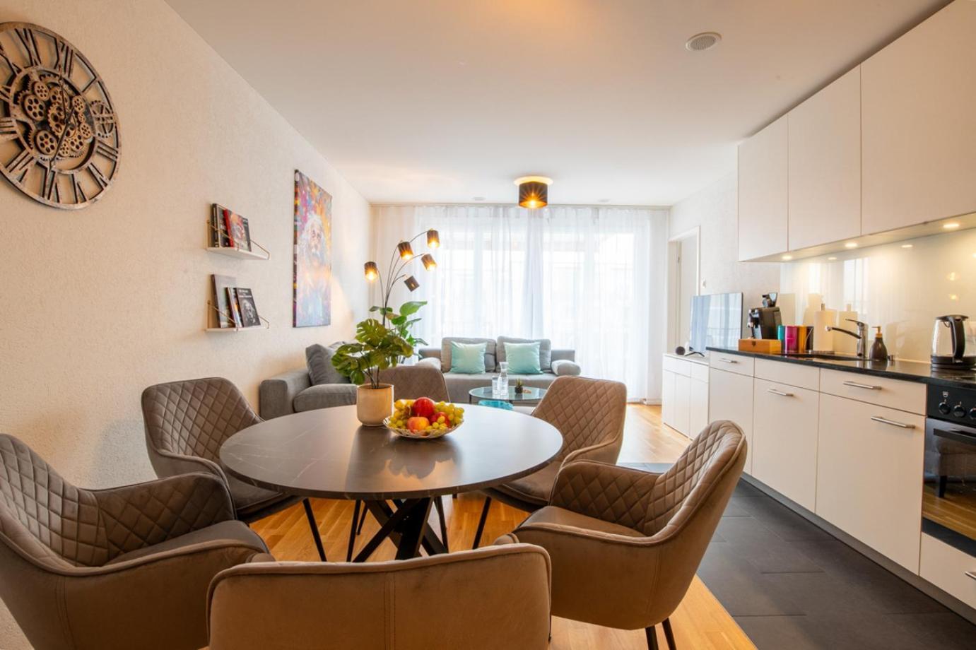 Special Einstein II Apartment Basel, Messe Kleinbasel 10-Star Exteriör bild